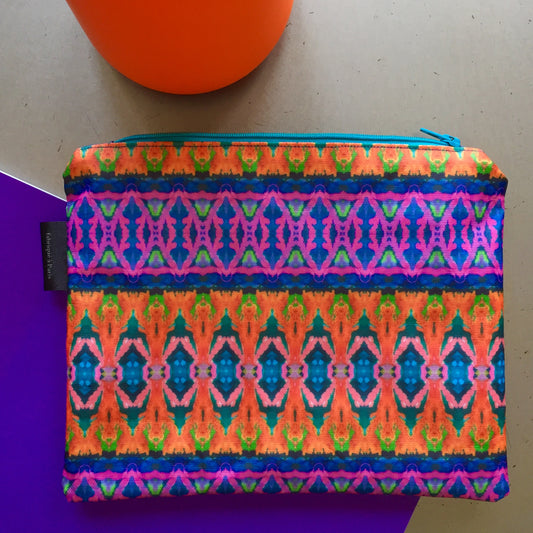 <img src=IMG_4642_pochette_fucus.jpg" alt="