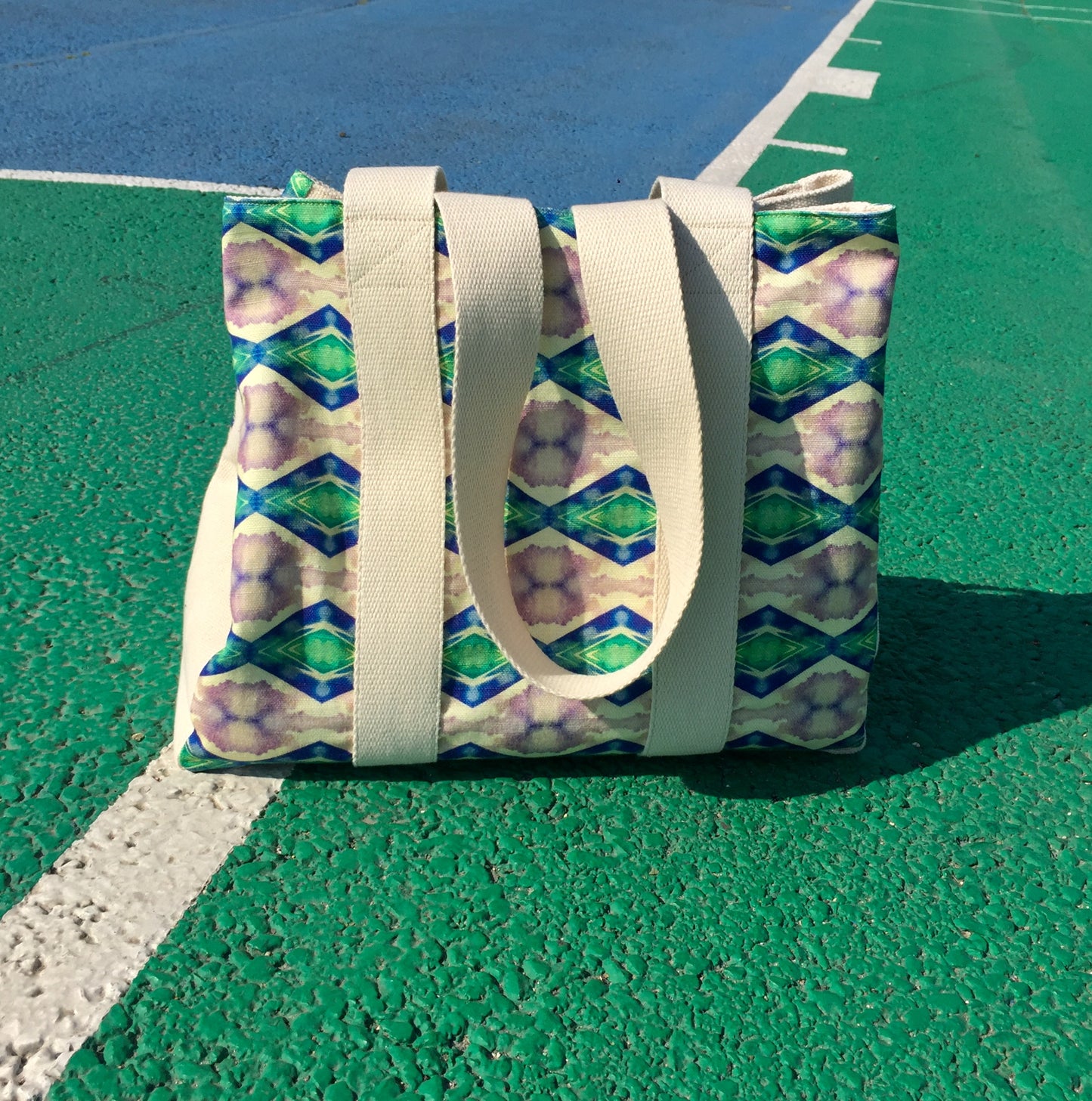 <img src= cabas-PM-sur-piste-athletisme_jpg" alt="