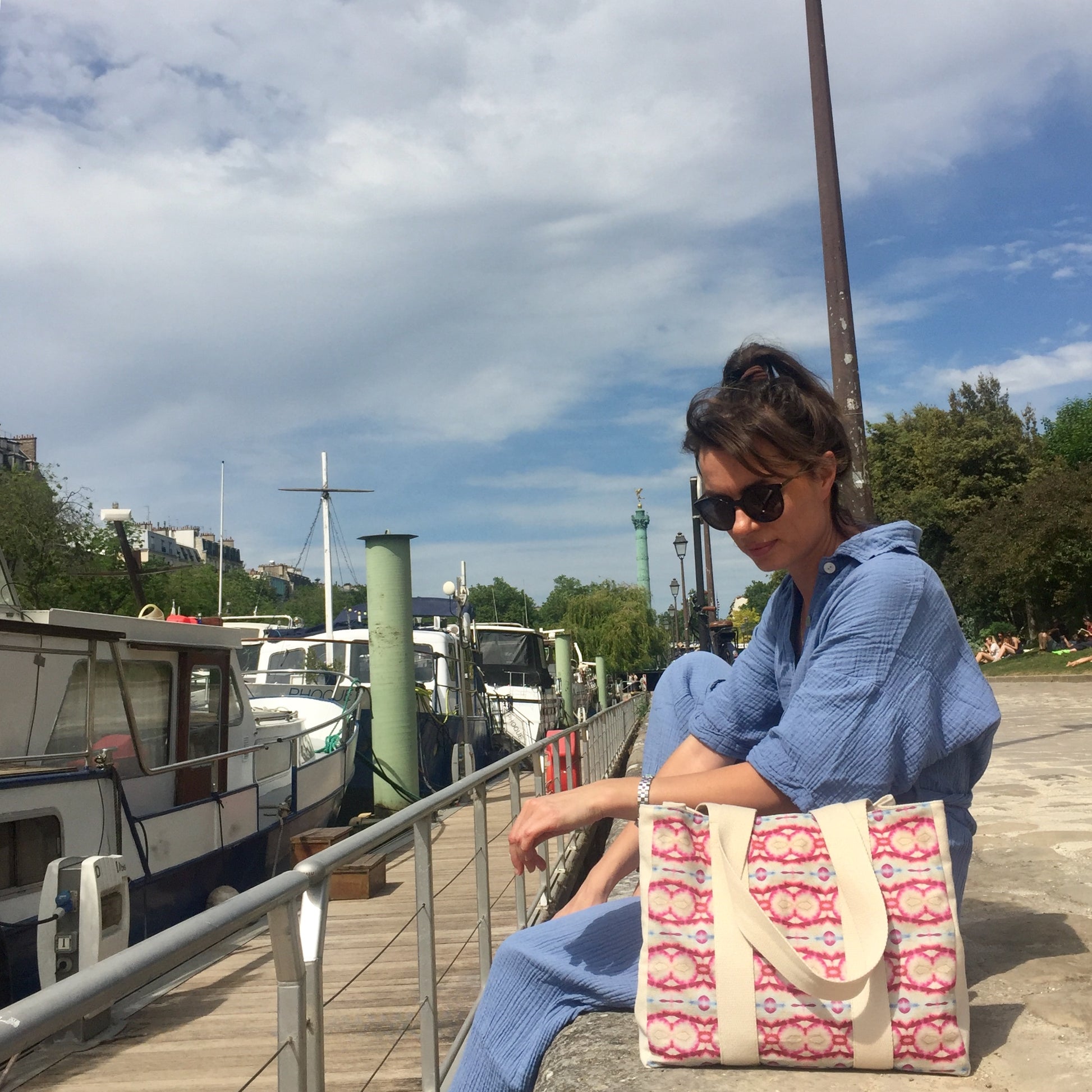 [html] <img src= »cabas-am-face-modele-echelle-peniche-02_jpg » /> [/html]